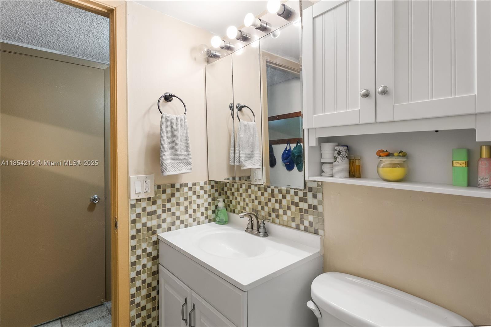 1425 Arthur St # 205A