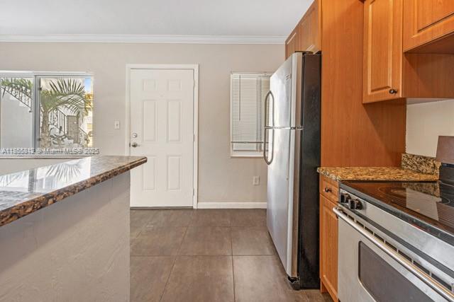520 NE 82nd Ter # 4