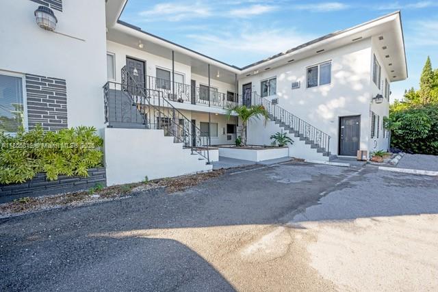 520 NE 82nd Ter # 4