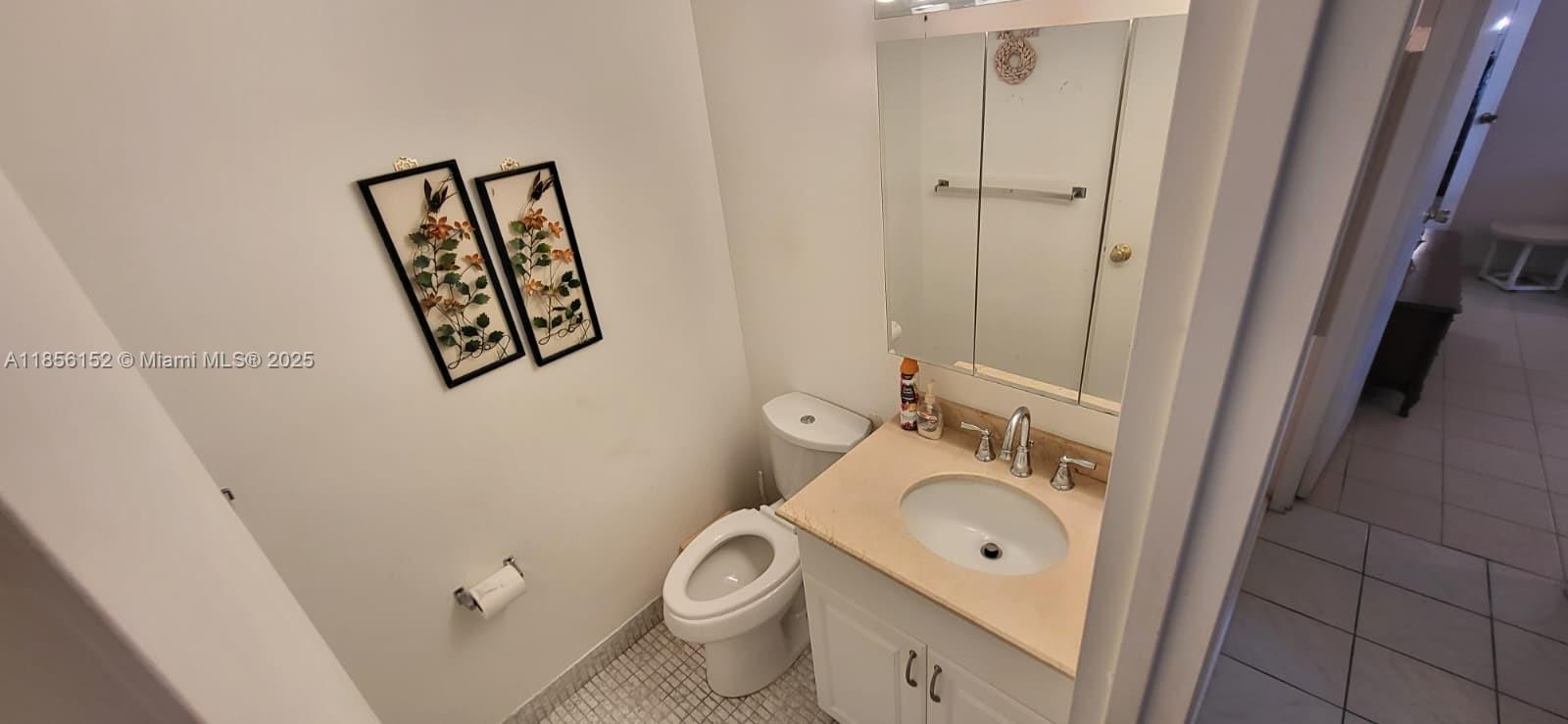 501 Three Islands Blvd # 112