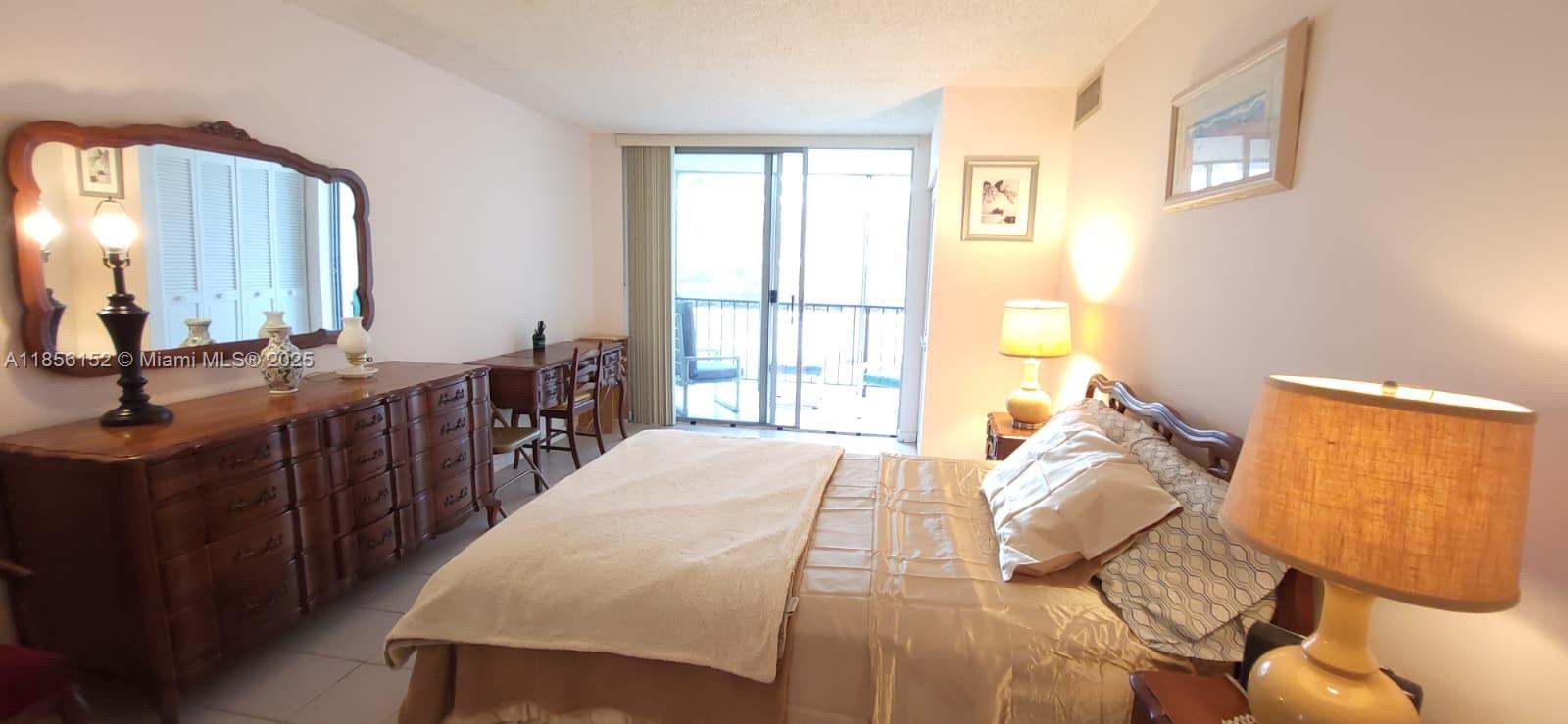 501 Three Islands Blvd # 112