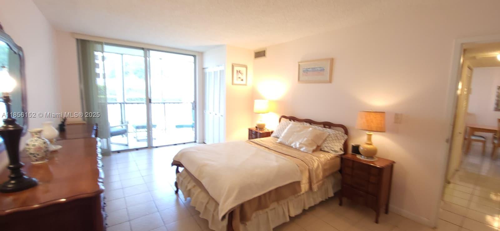 501 Three Islands Blvd # 112