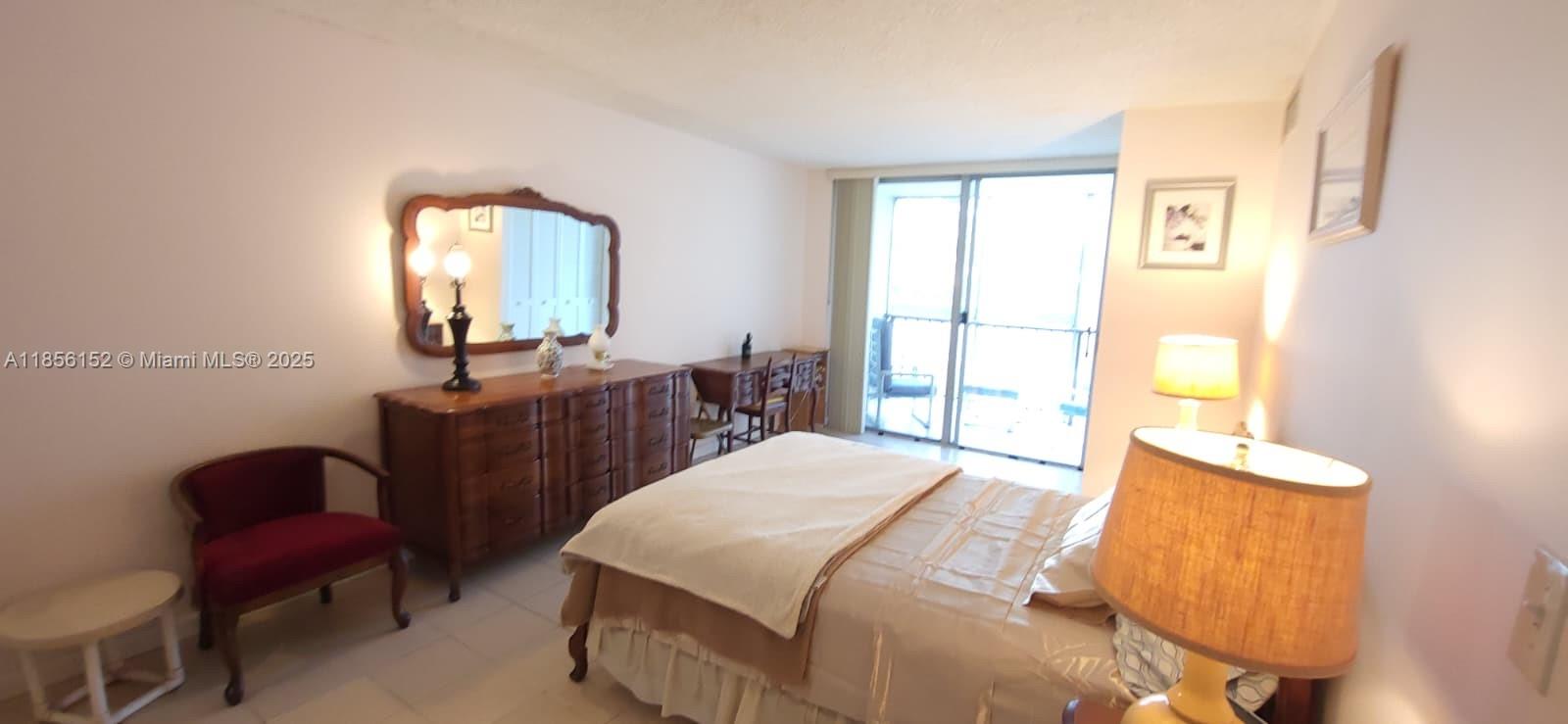 501 Three Islands Blvd # 112