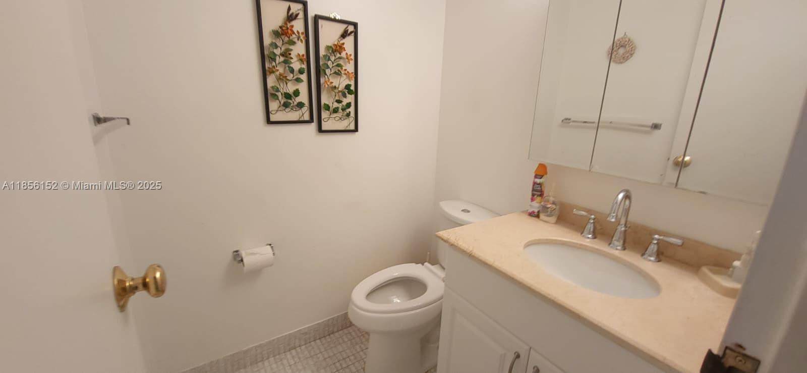 501 Three Islands Blvd # 112