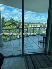 3131 NE 188th St # 504 Unit: 1-504