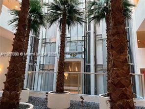 3131 NE 188th St # 504 Unit: 1-504