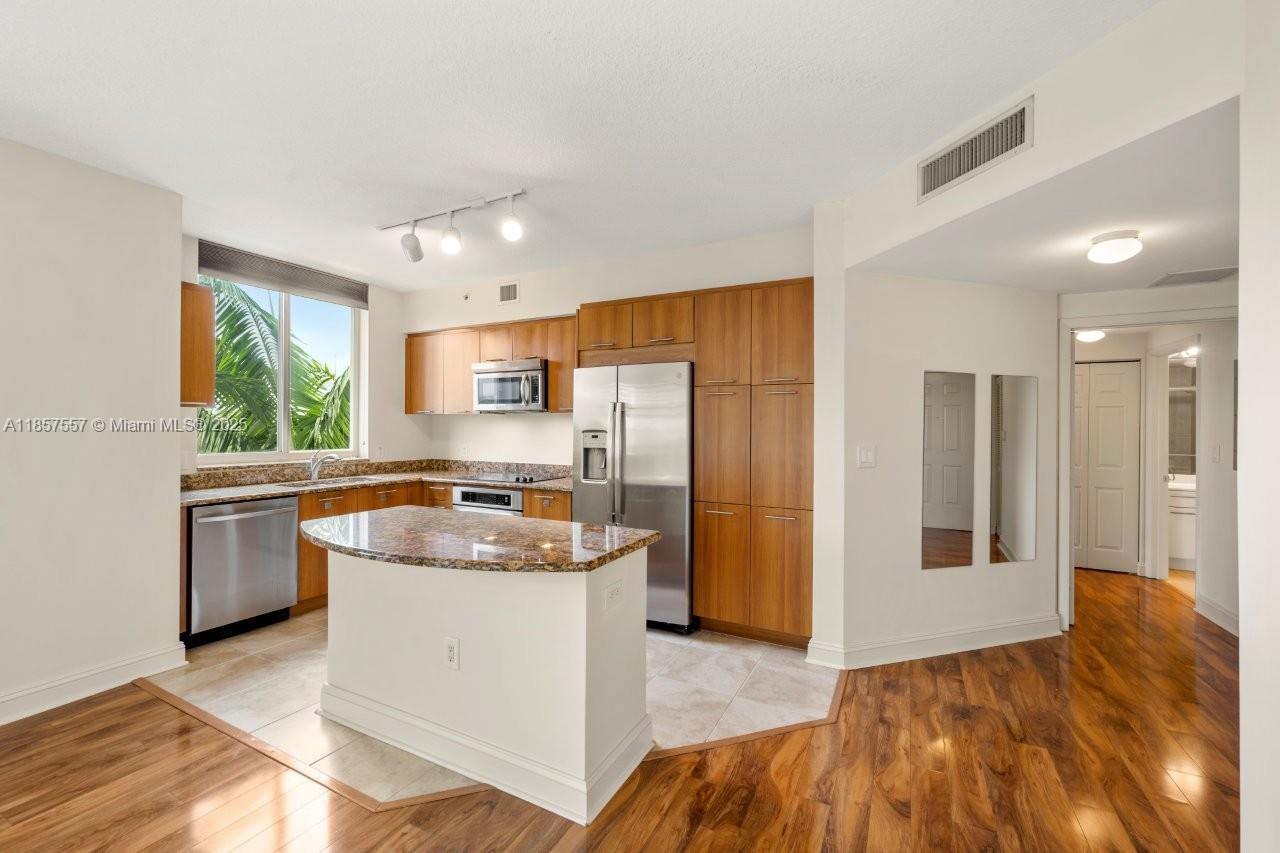 510 NW 84 Ave # 423