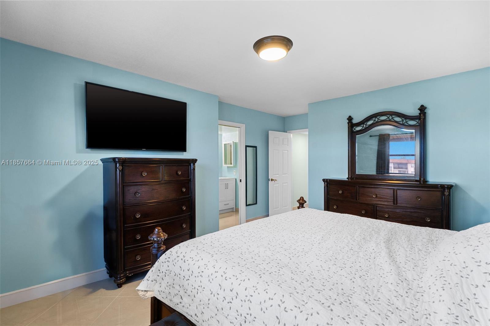 4970 E Sabal Palm Blvd # 403