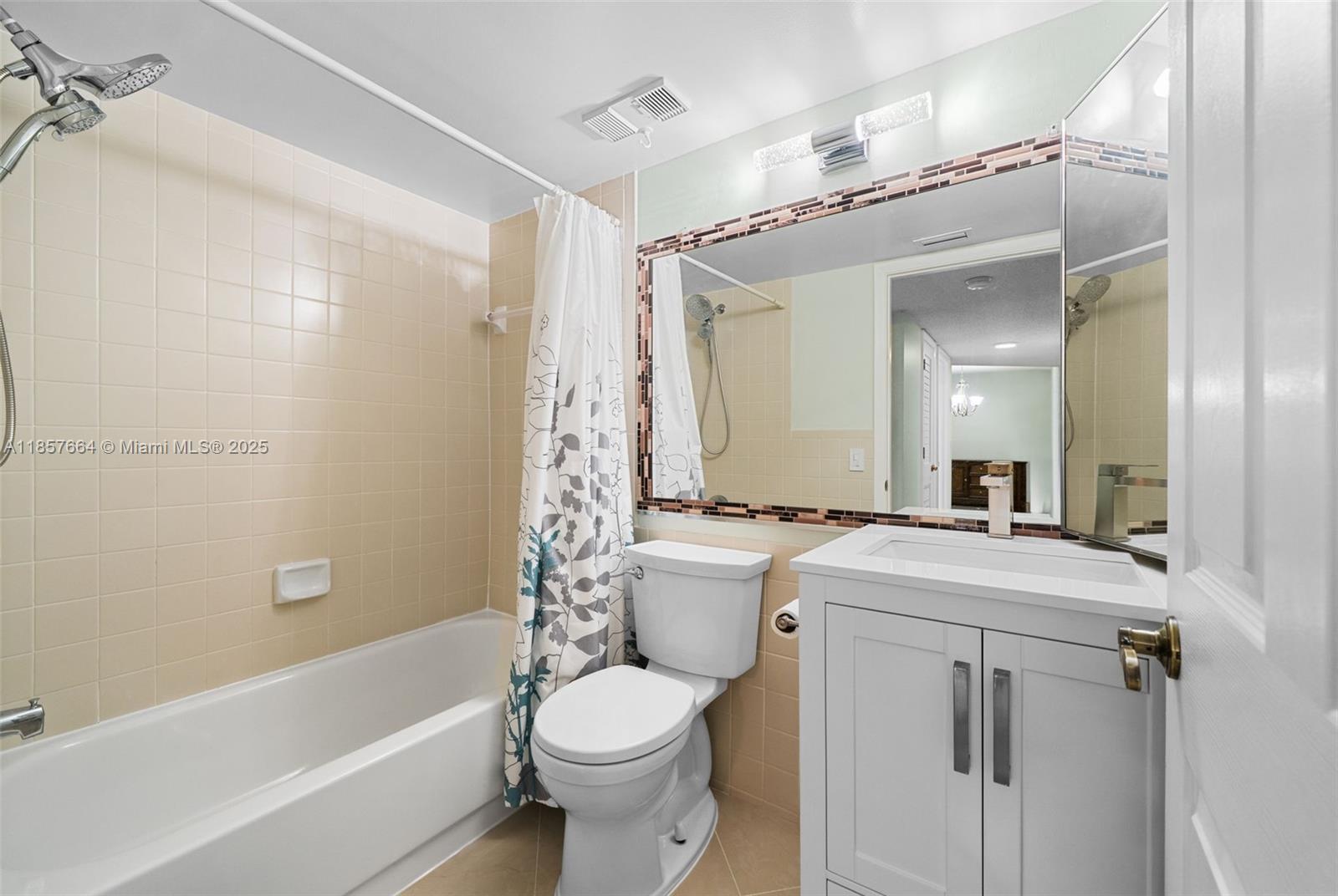 4970 E Sabal Palm Blvd # 403