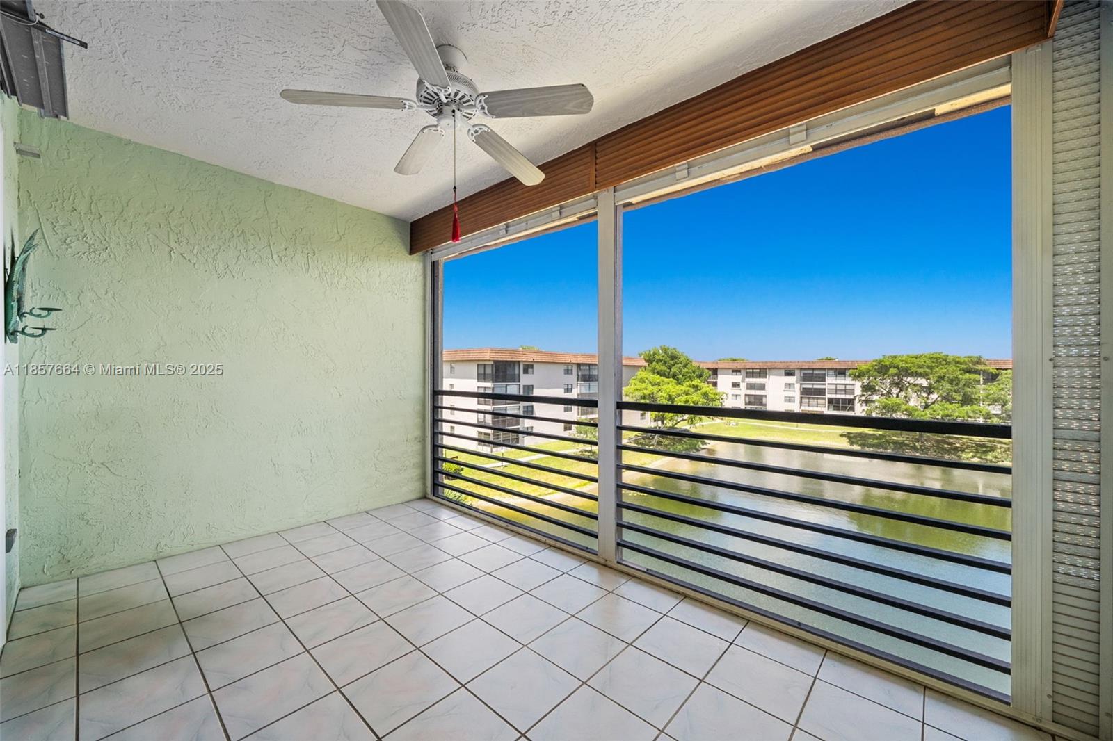 4970 E Sabal Palm Blvd # 403