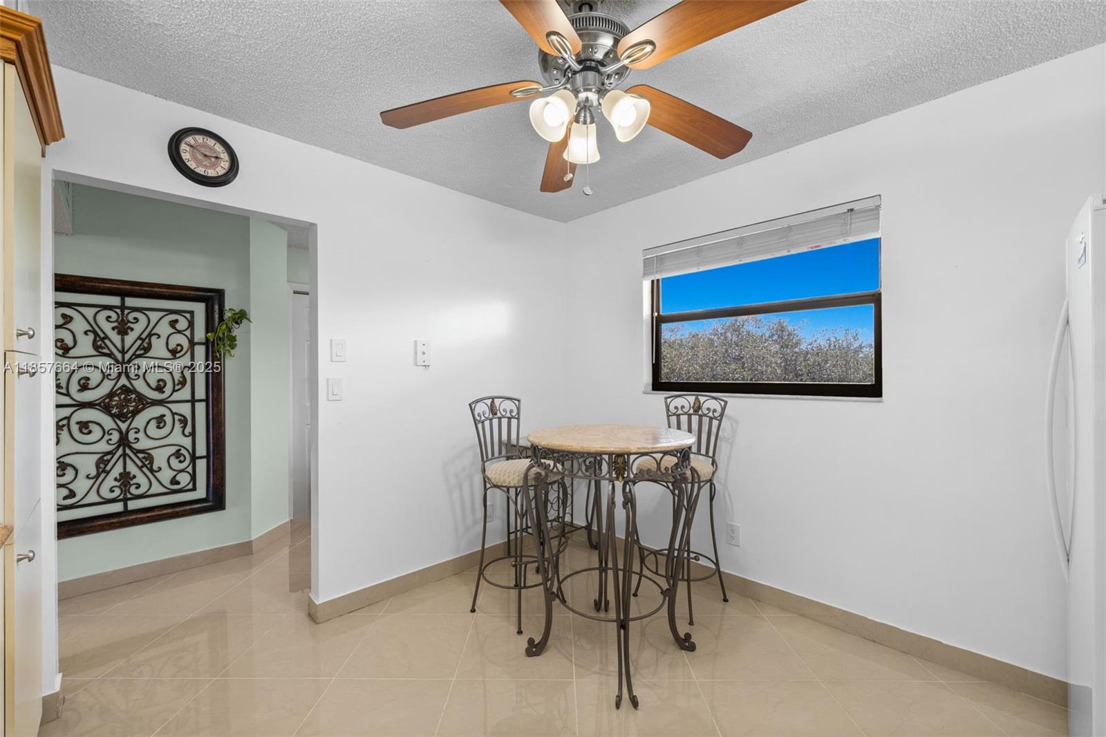 4970 E Sabal Palm Blvd # 403