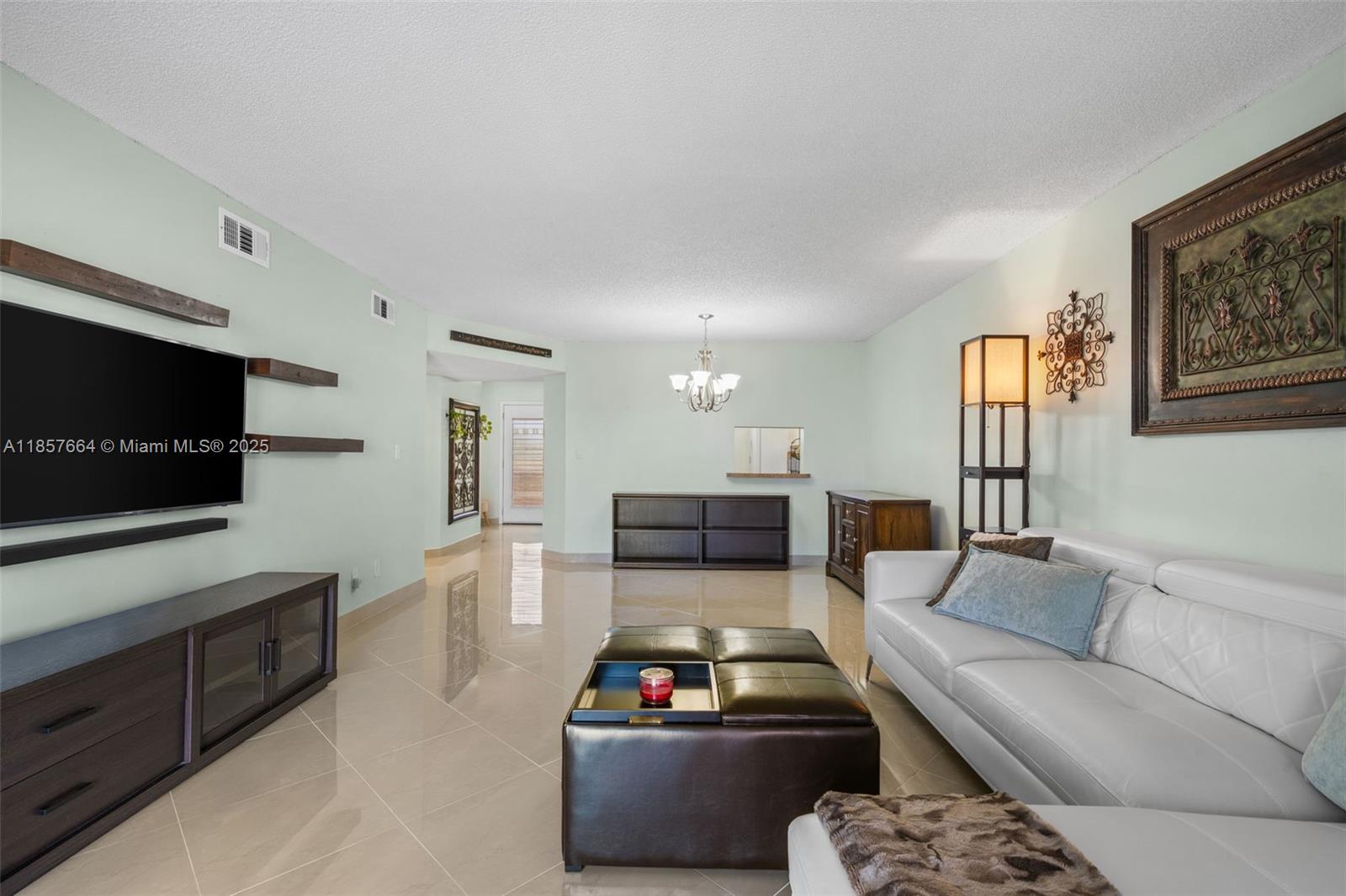 4970 E Sabal Palm Blvd # 403