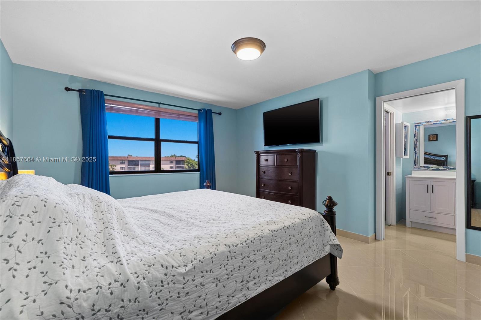 4970 E Sabal Palm Blvd # 403