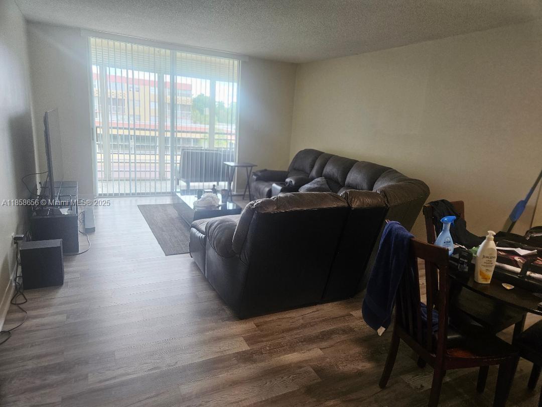 404 NW 68th Ave # 405