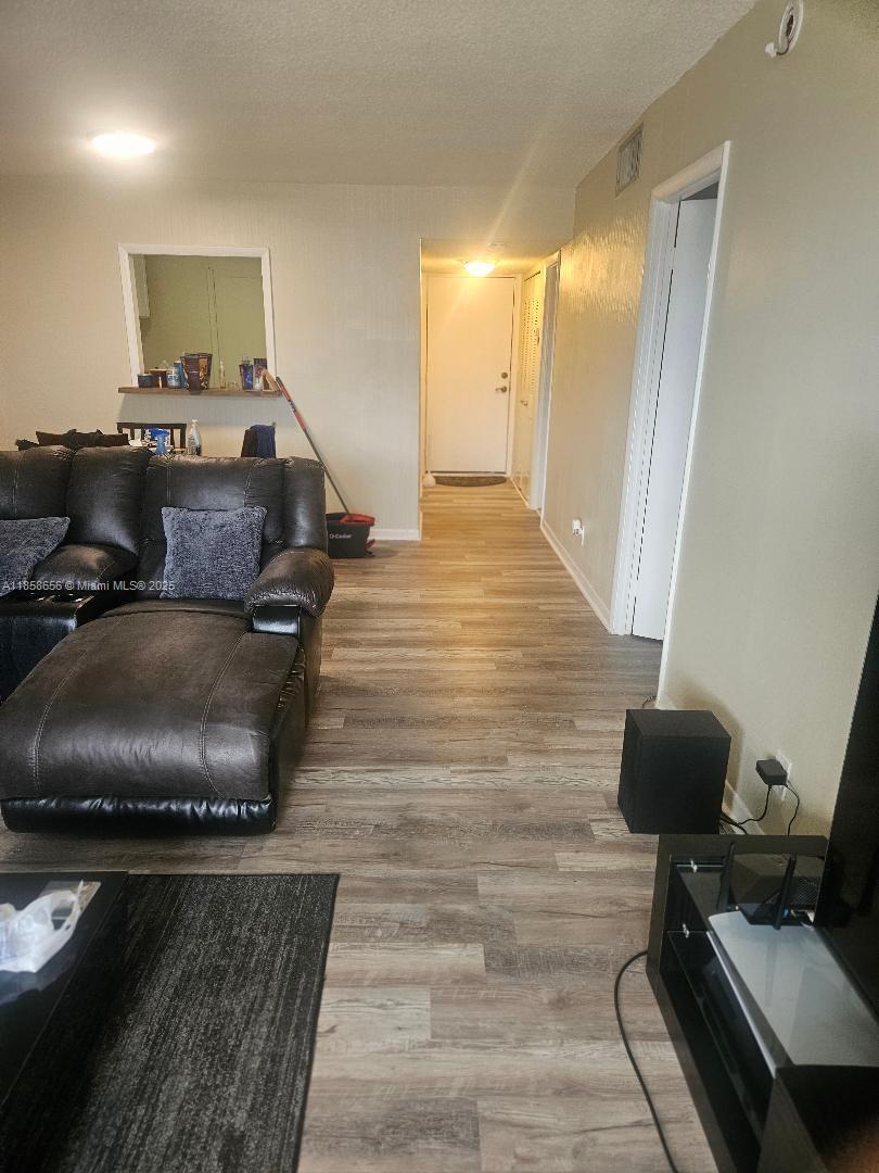 404 NW 68th Ave # 405