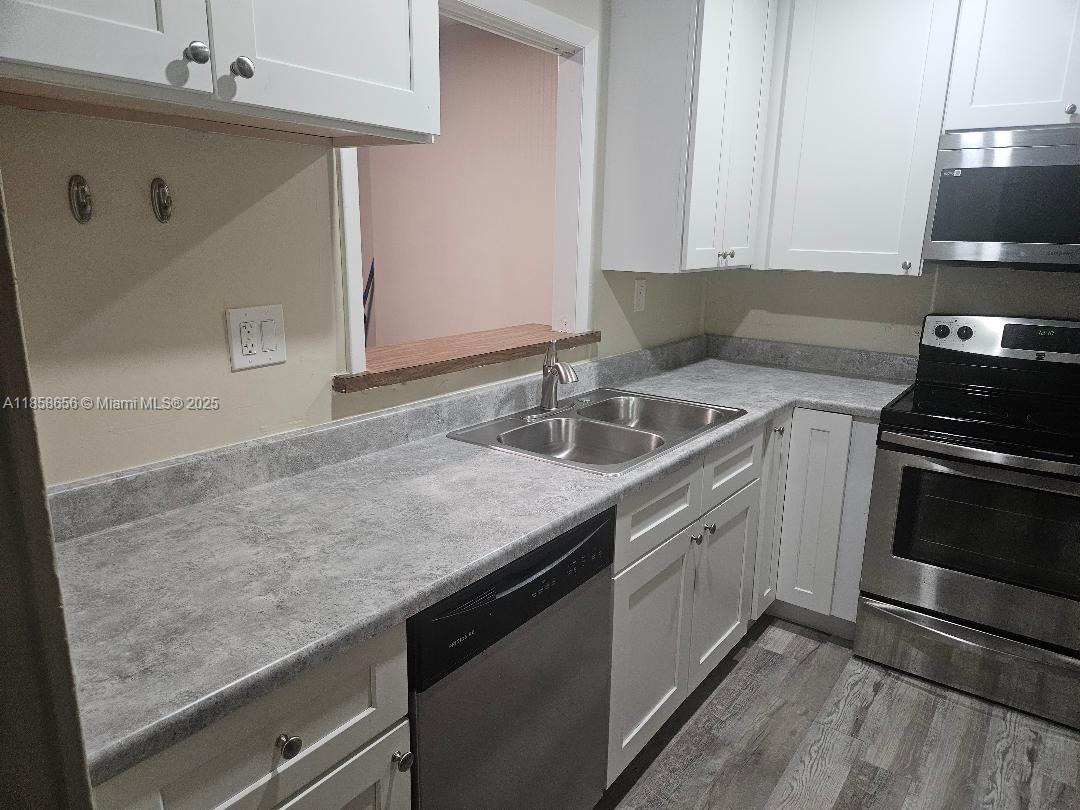 404 NW 68th Ave # 405