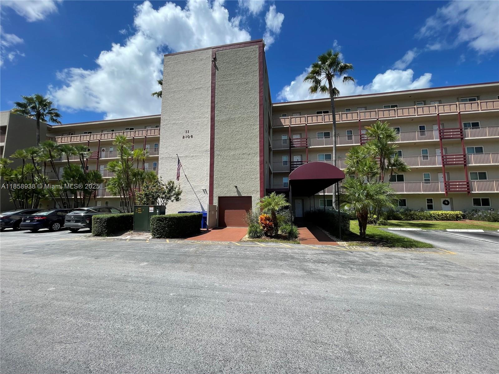 9355 SW 8th St # 416