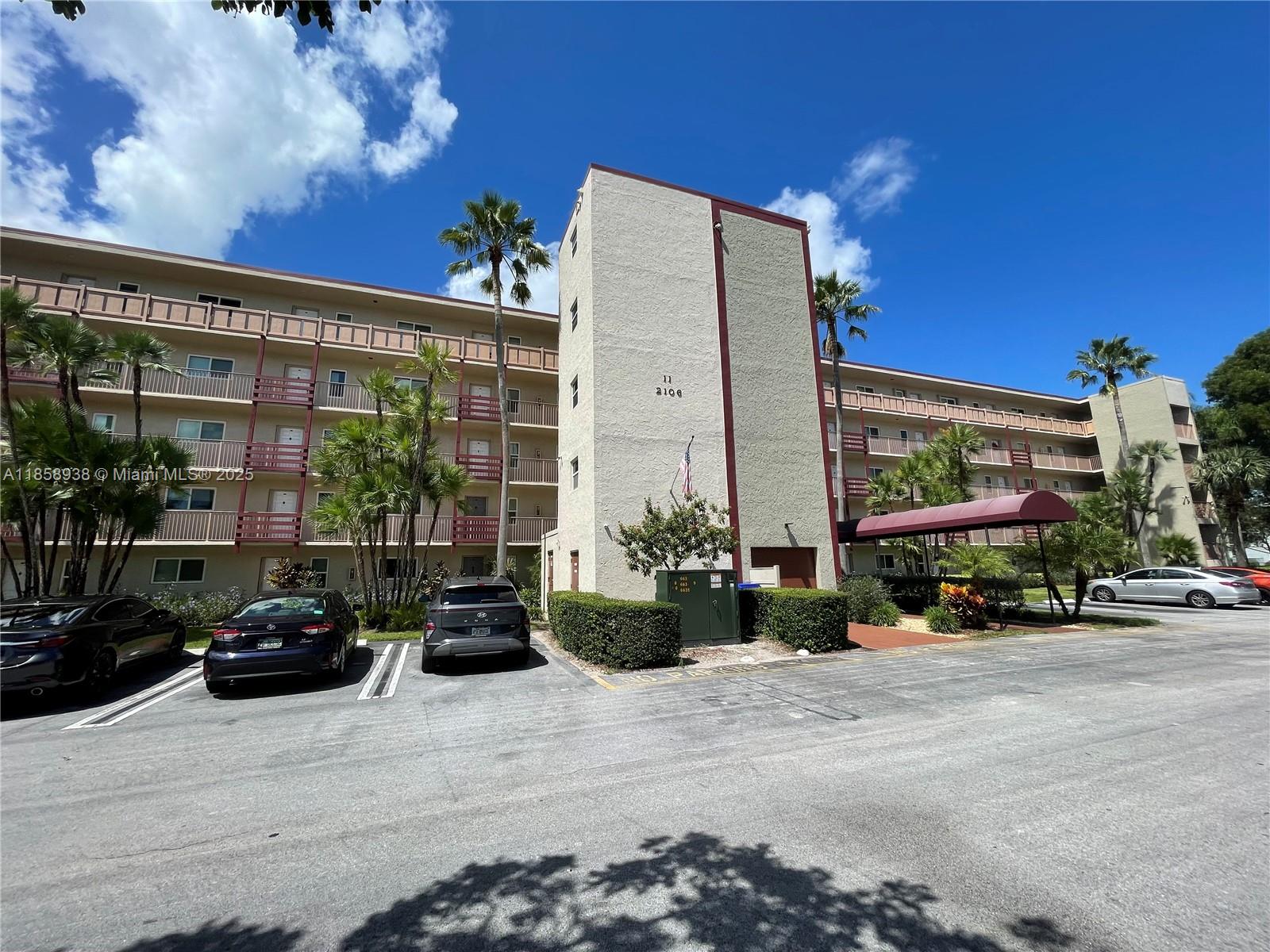 9355 SW 8th St # 416