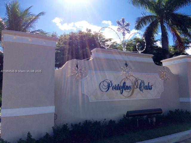 1211 NE 37th Ave