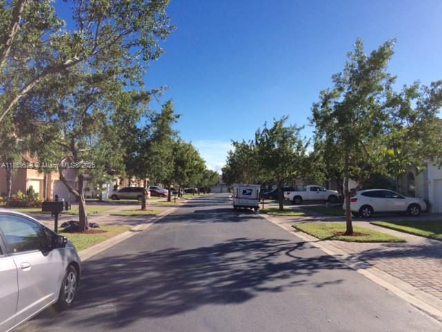 1211 NE 37th Ave