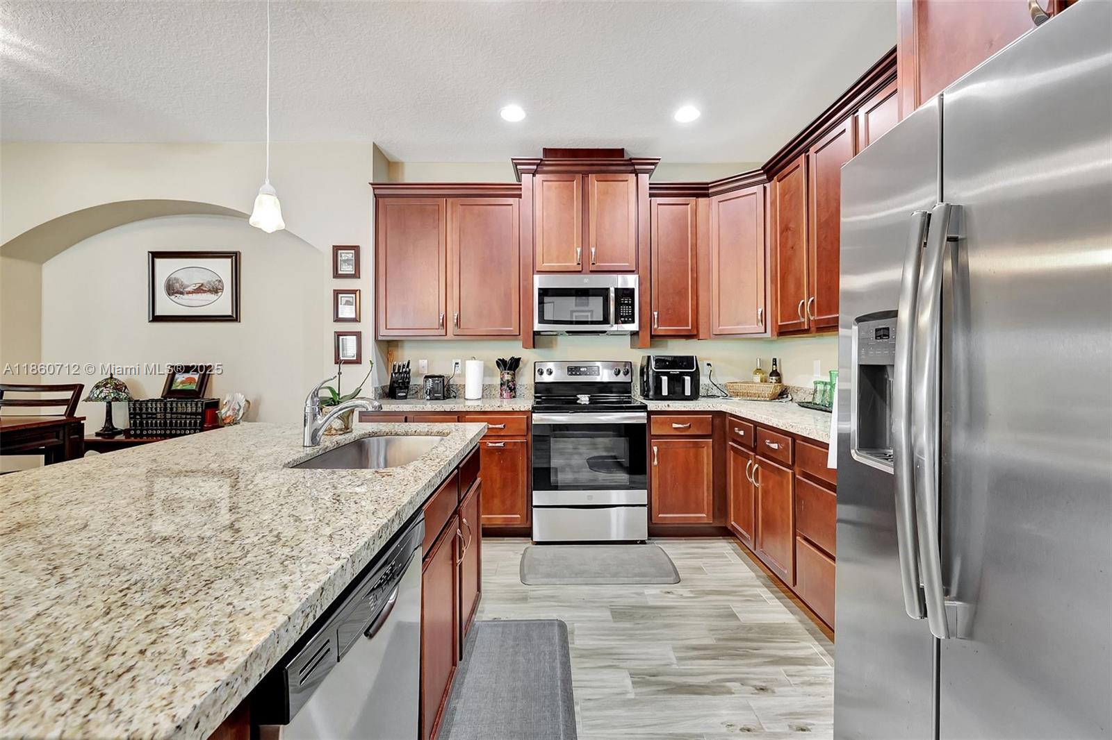 12794 SW Lake Fern Cir, Port St. Lucie