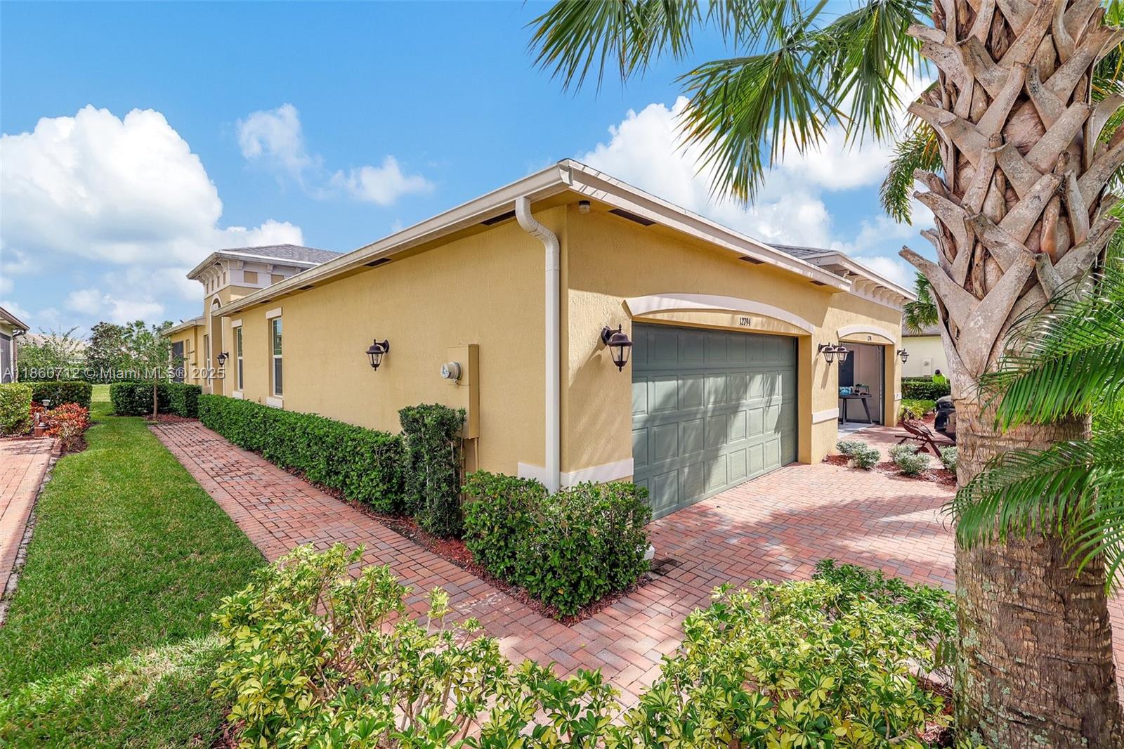 12794 SW Lake Fern Cir, Port St. Lucie