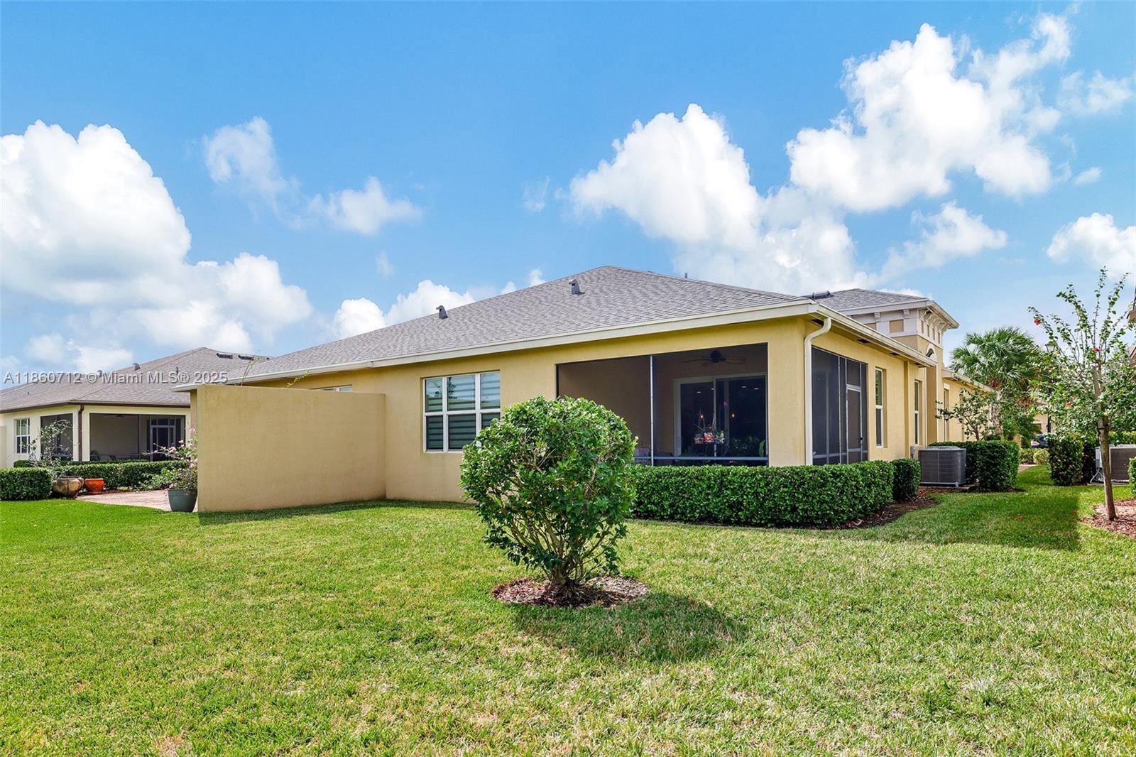 12794 SW Lake Fern Cir, Port St. Lucie