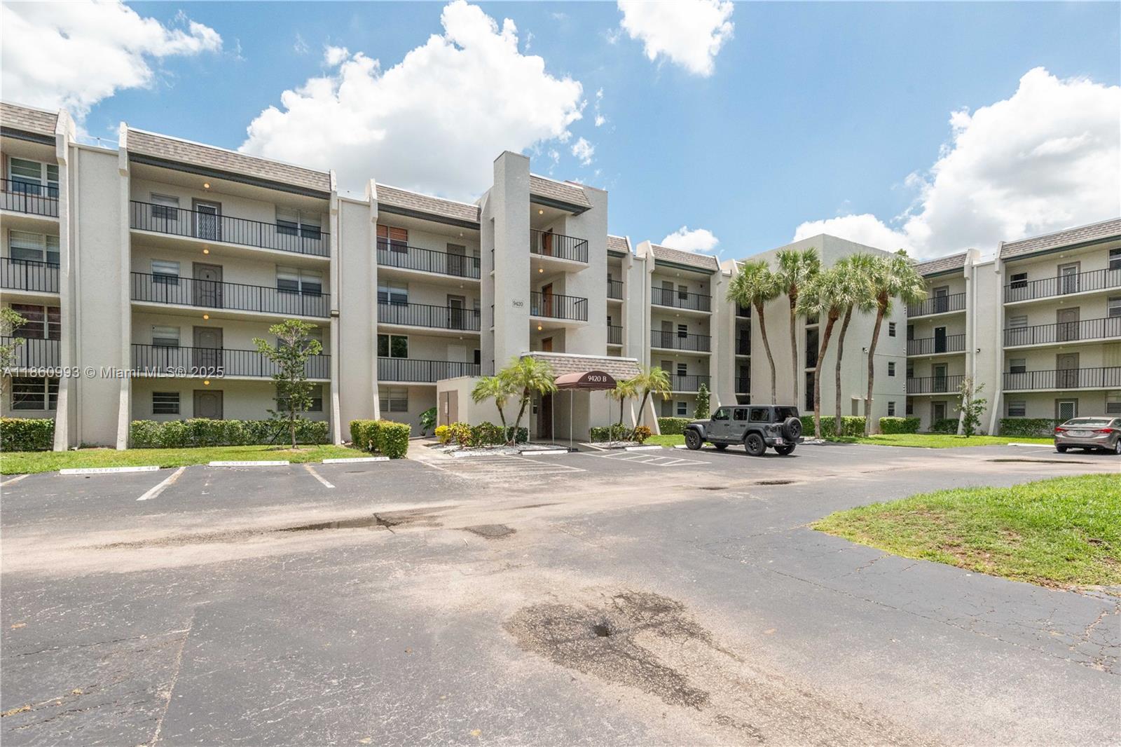 9420 Poinciana Pl # 210