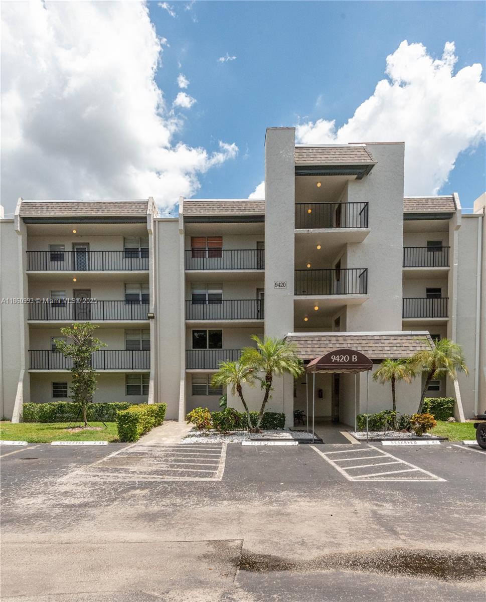 9420 Poinciana Pl # 210