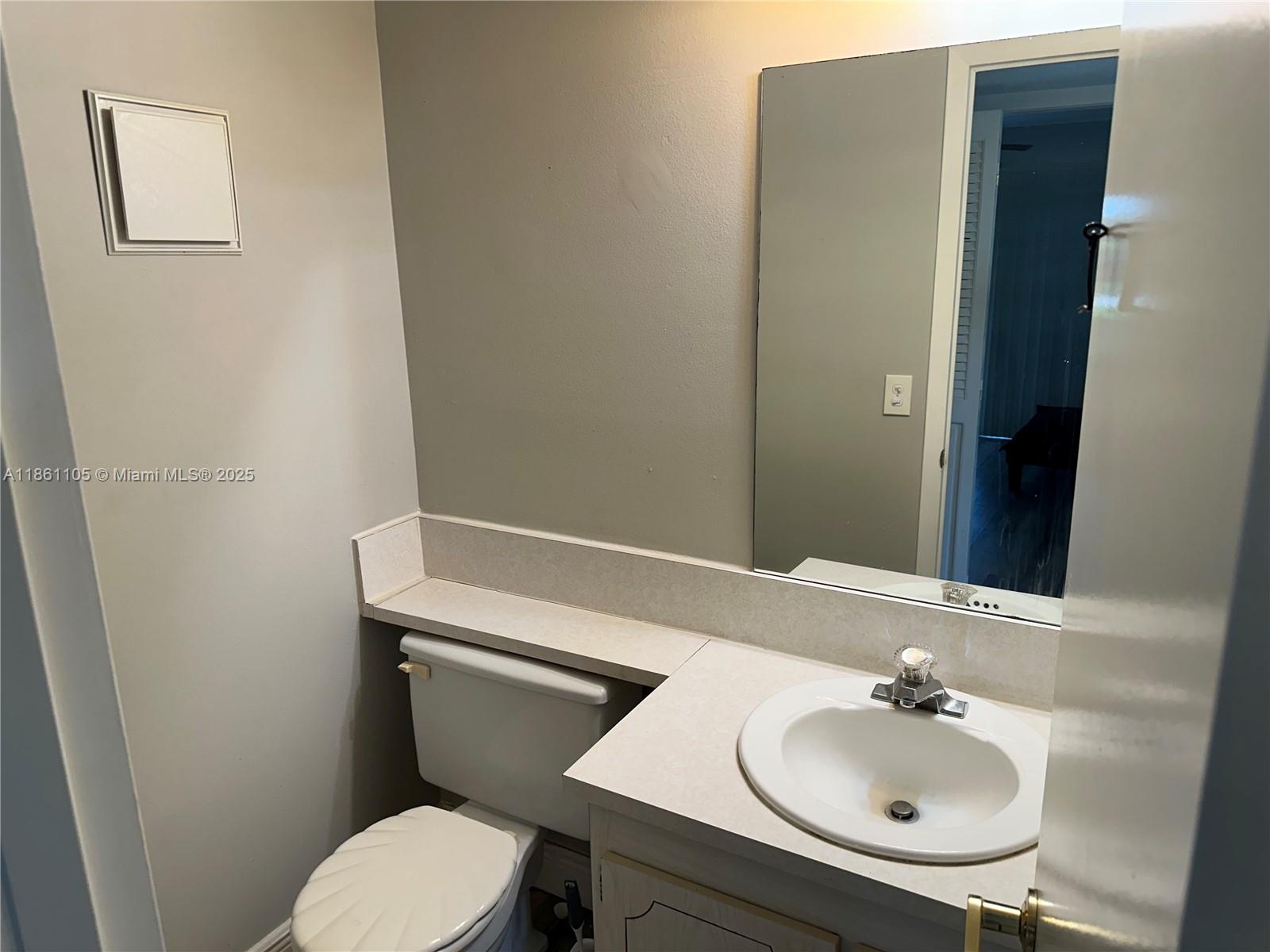 599 Fanshaw way Building:O # 599