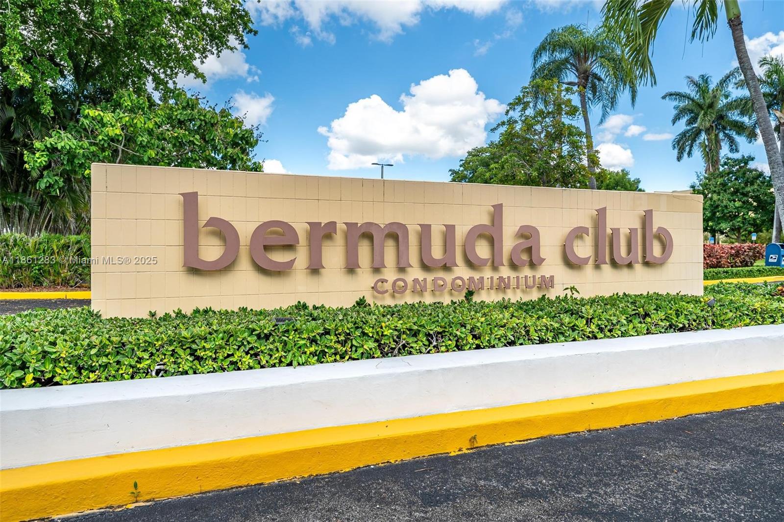 6021 NW 61st Ave # 212