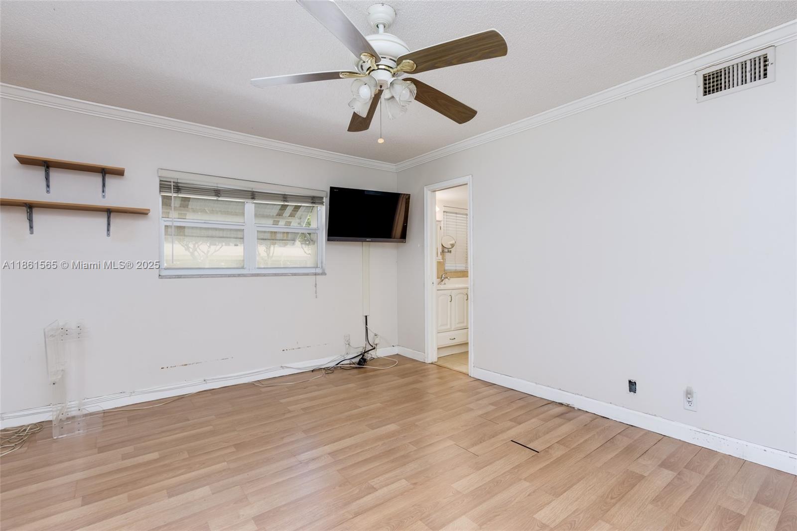 301 NE 14th Ave # 108