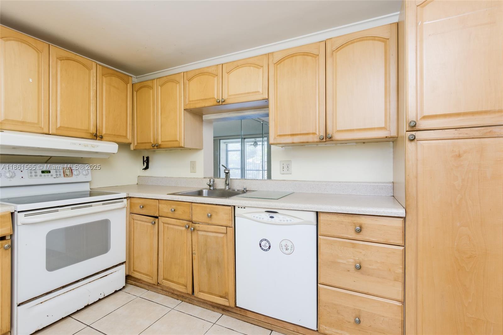 301 NE 14th Ave # 108