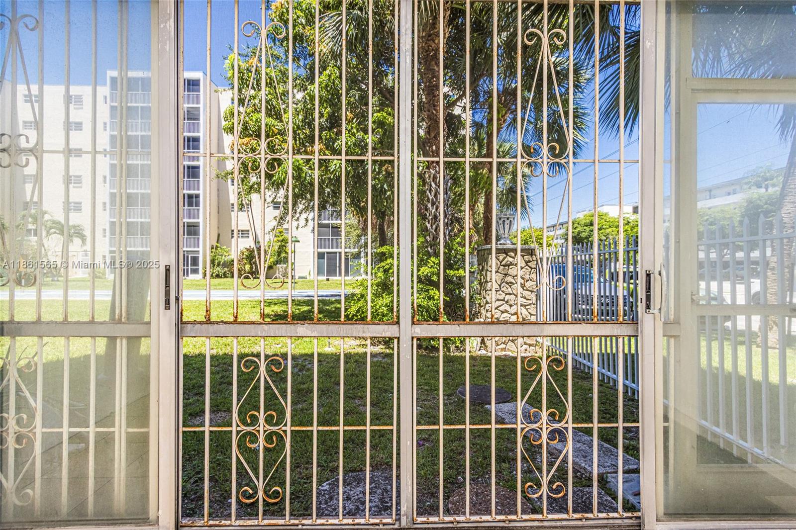 301 NE 14th Ave # 108
