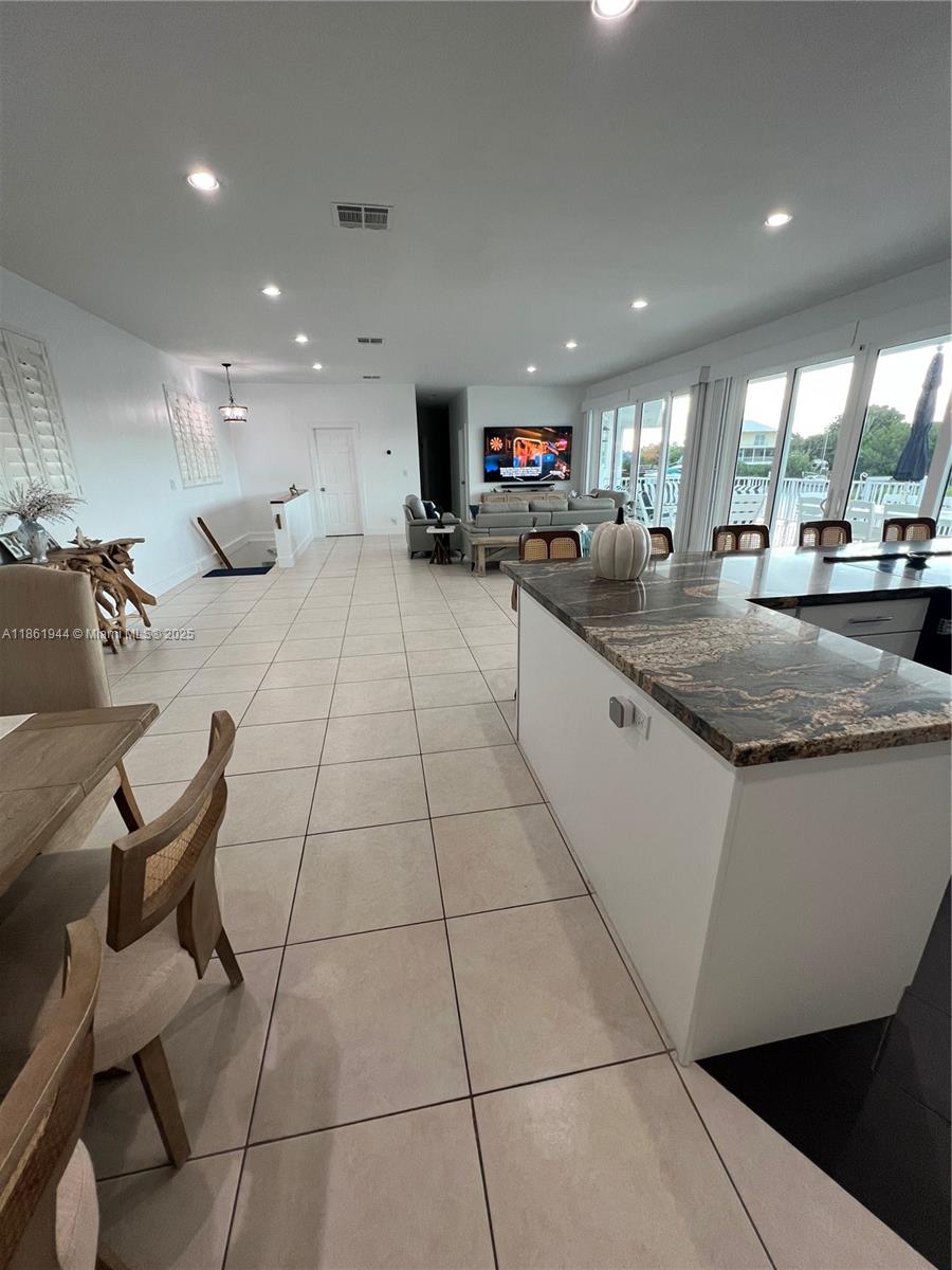 7760 Aviation BLvd. # 0