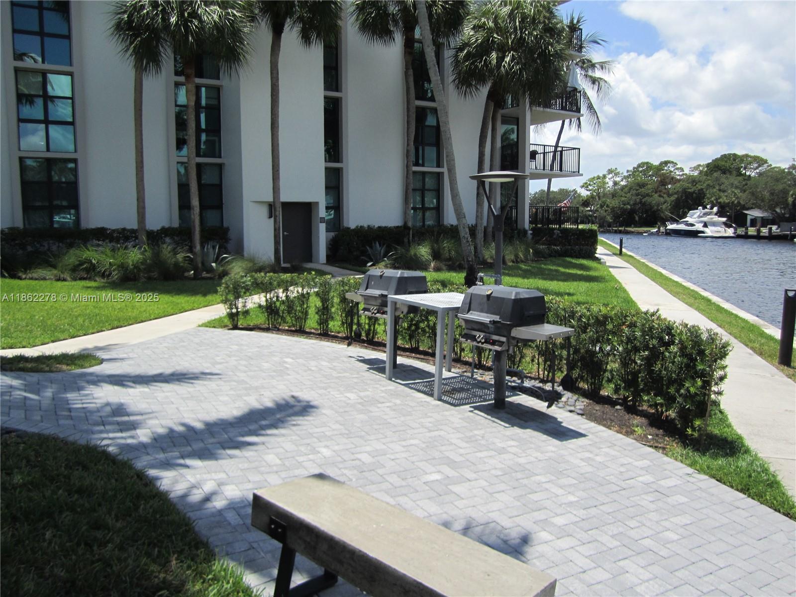 1350 River Reach Dr # 112