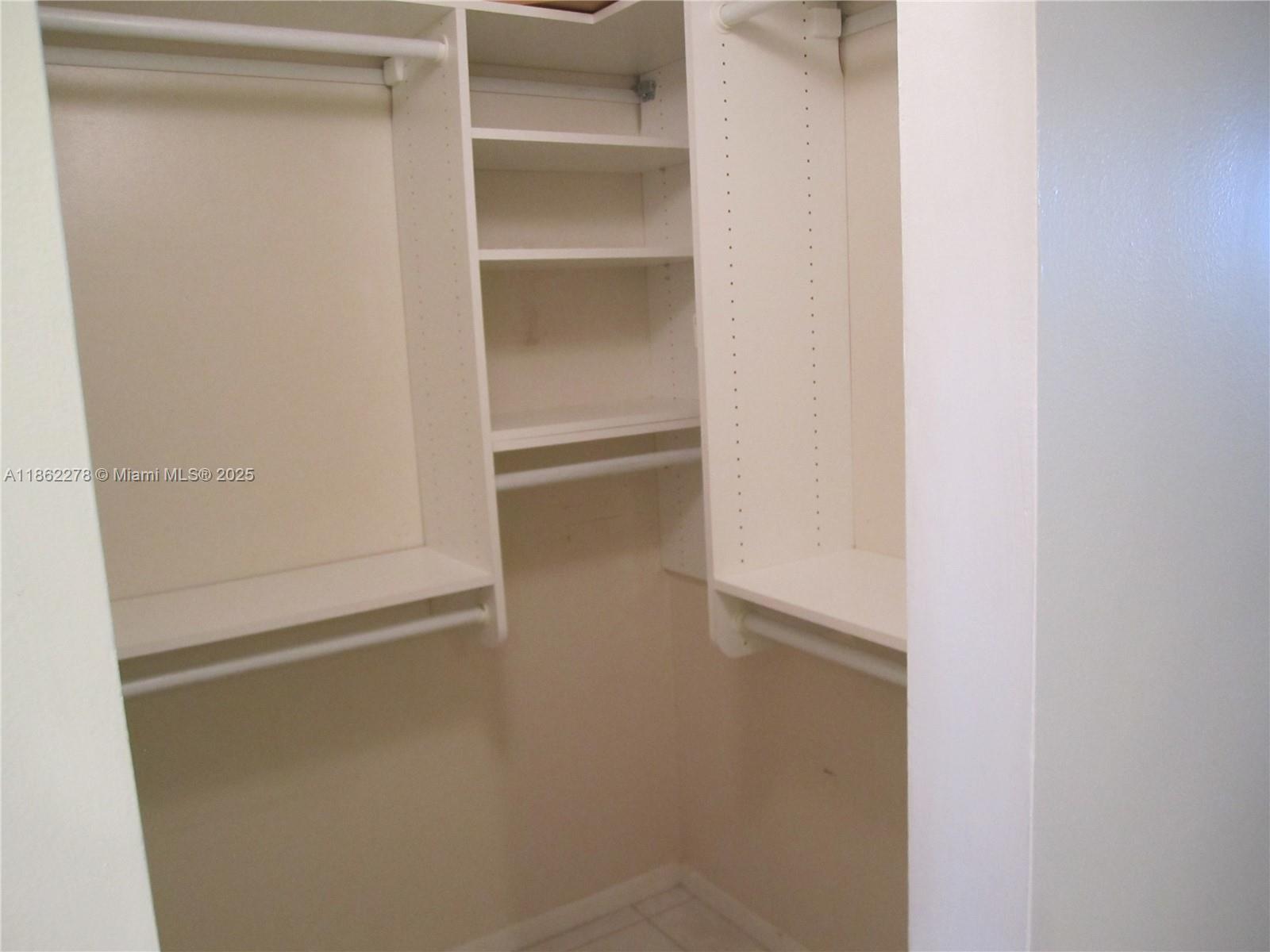 1350 River Reach Dr # 112