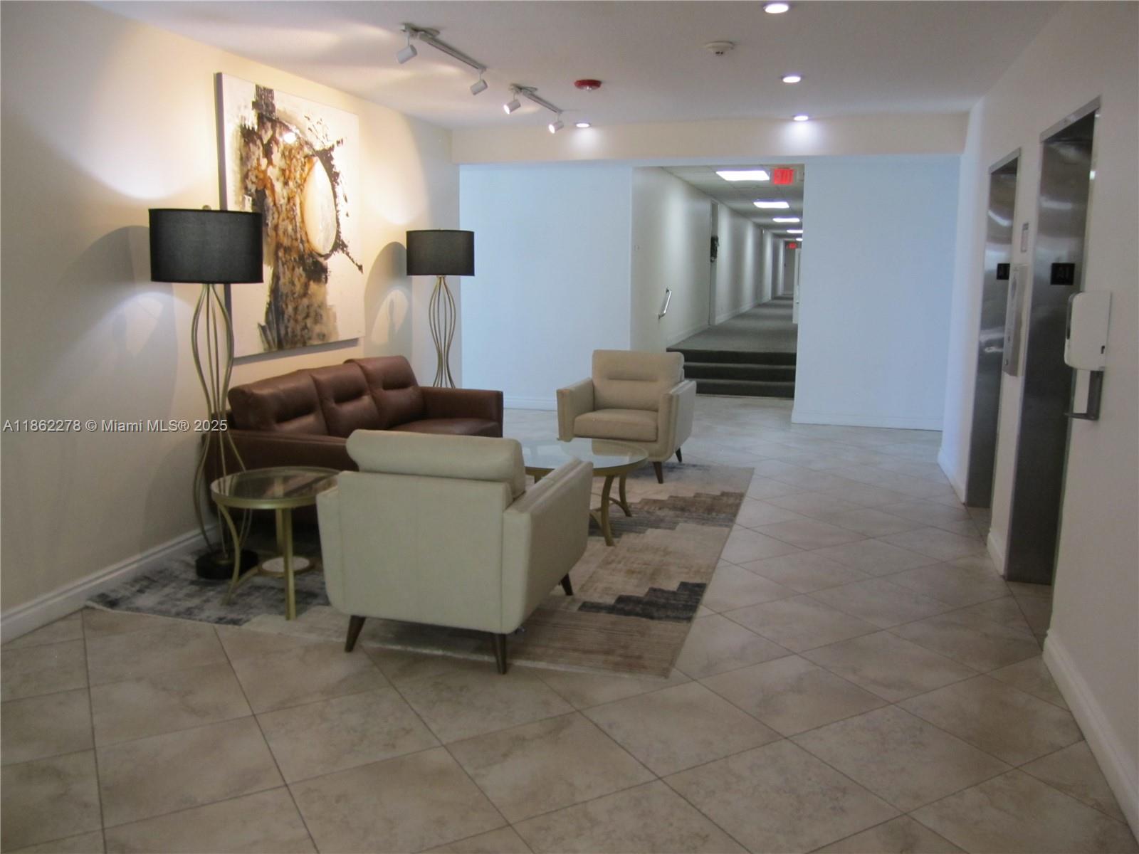 1350 River Reach Dr # 112
