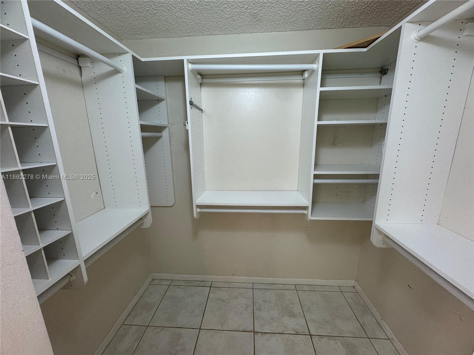 1350 River Reach Dr # 112