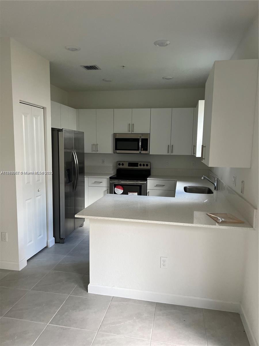 257 SW 159 Court