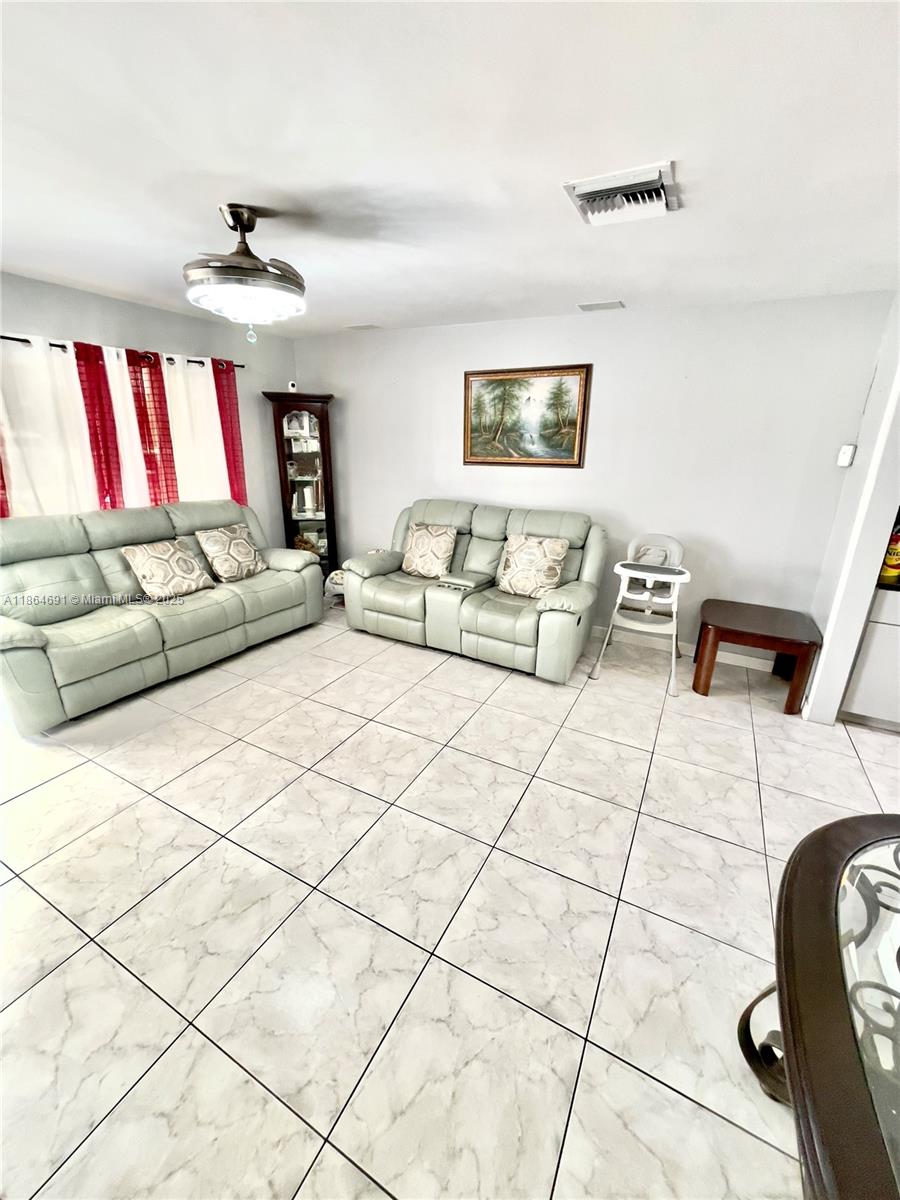2301 NW 55th St # 2301