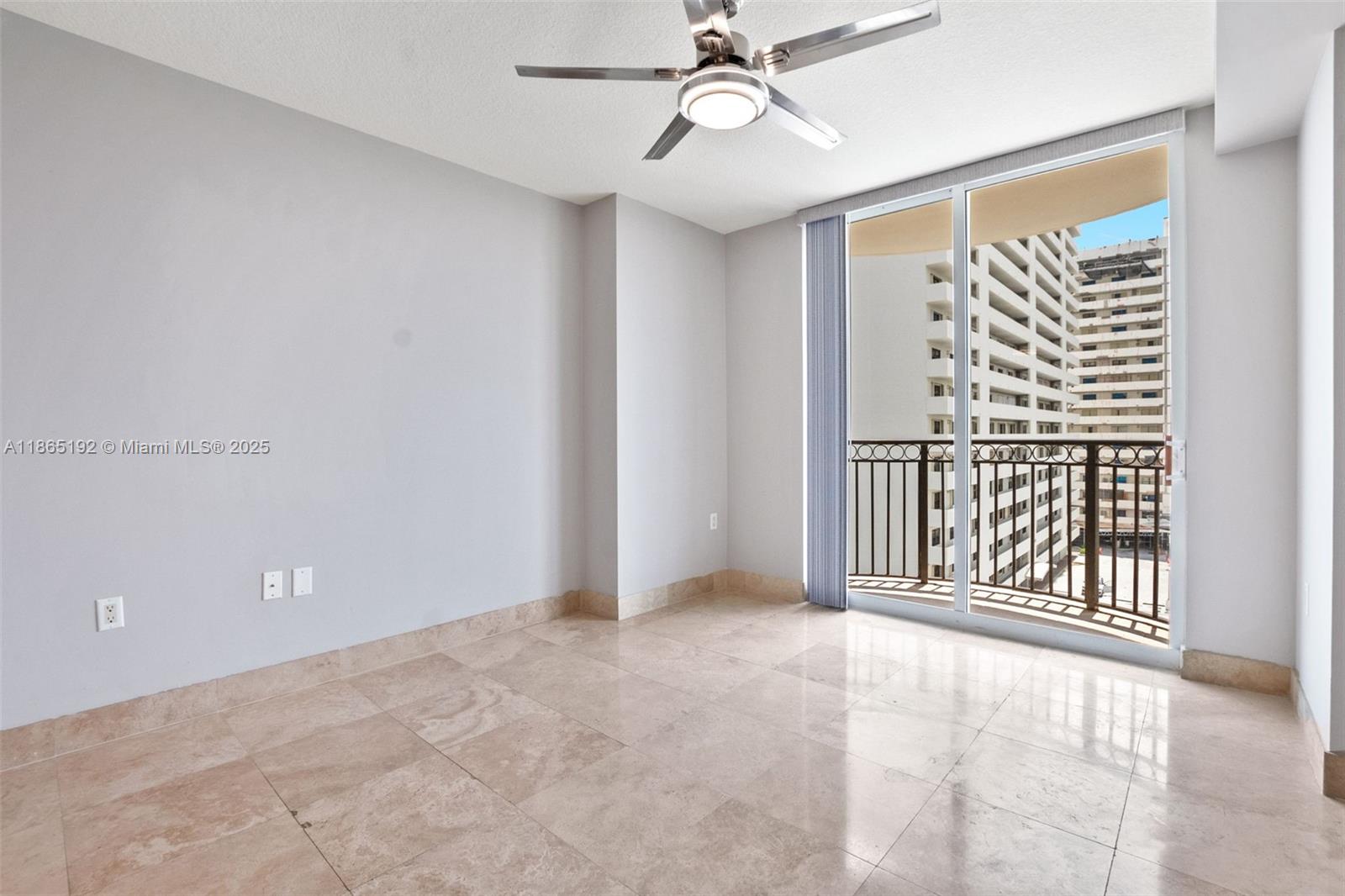 2001 N Ocean Blvd # 701