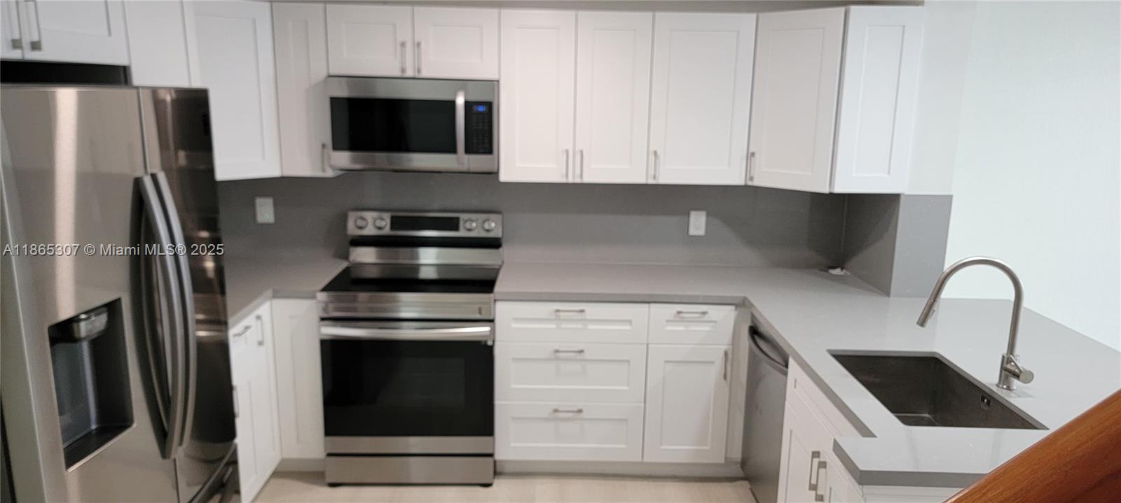 781 SW 148th Ave # 1503