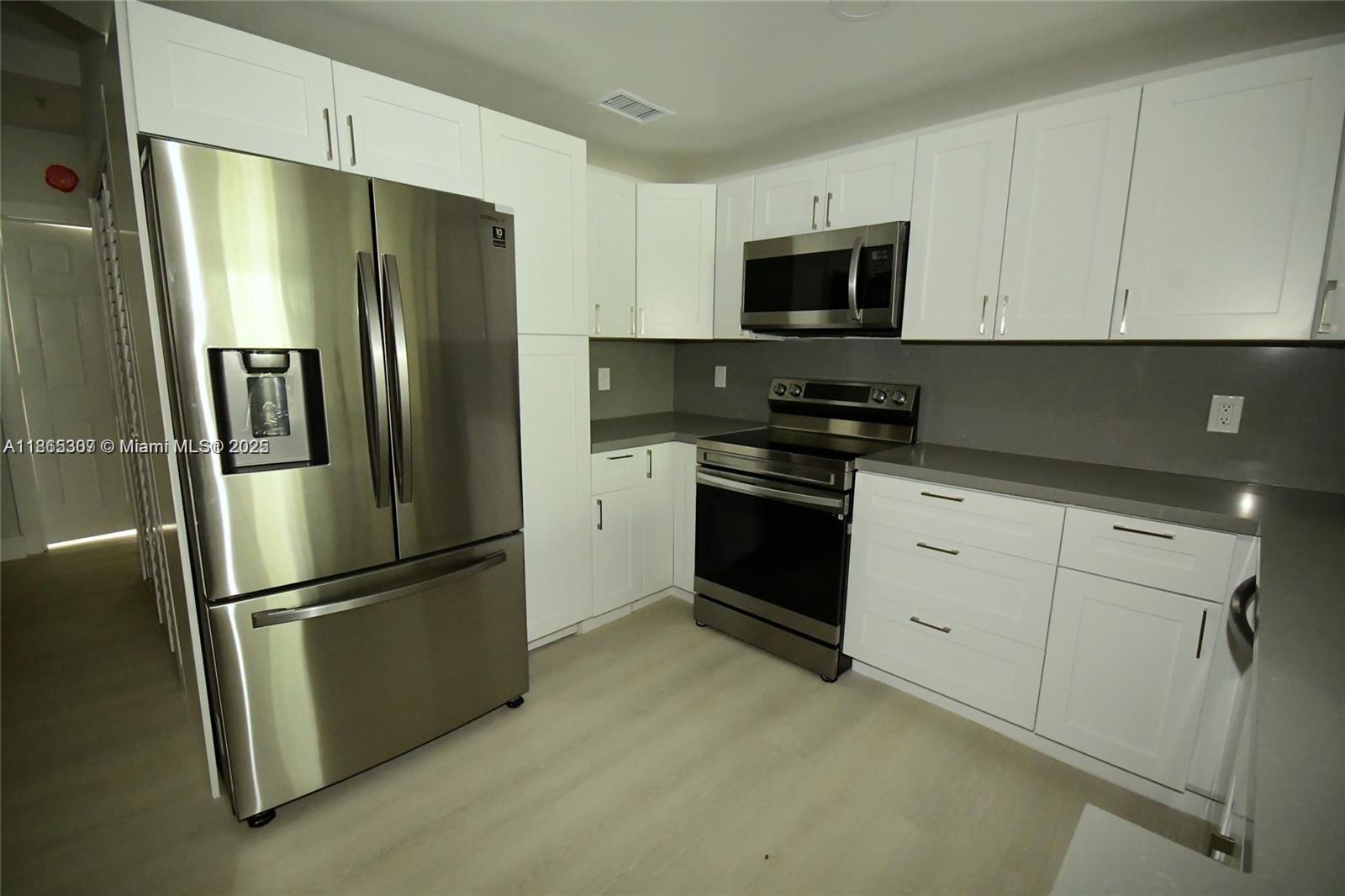 781 SW 148th Ave # 1503