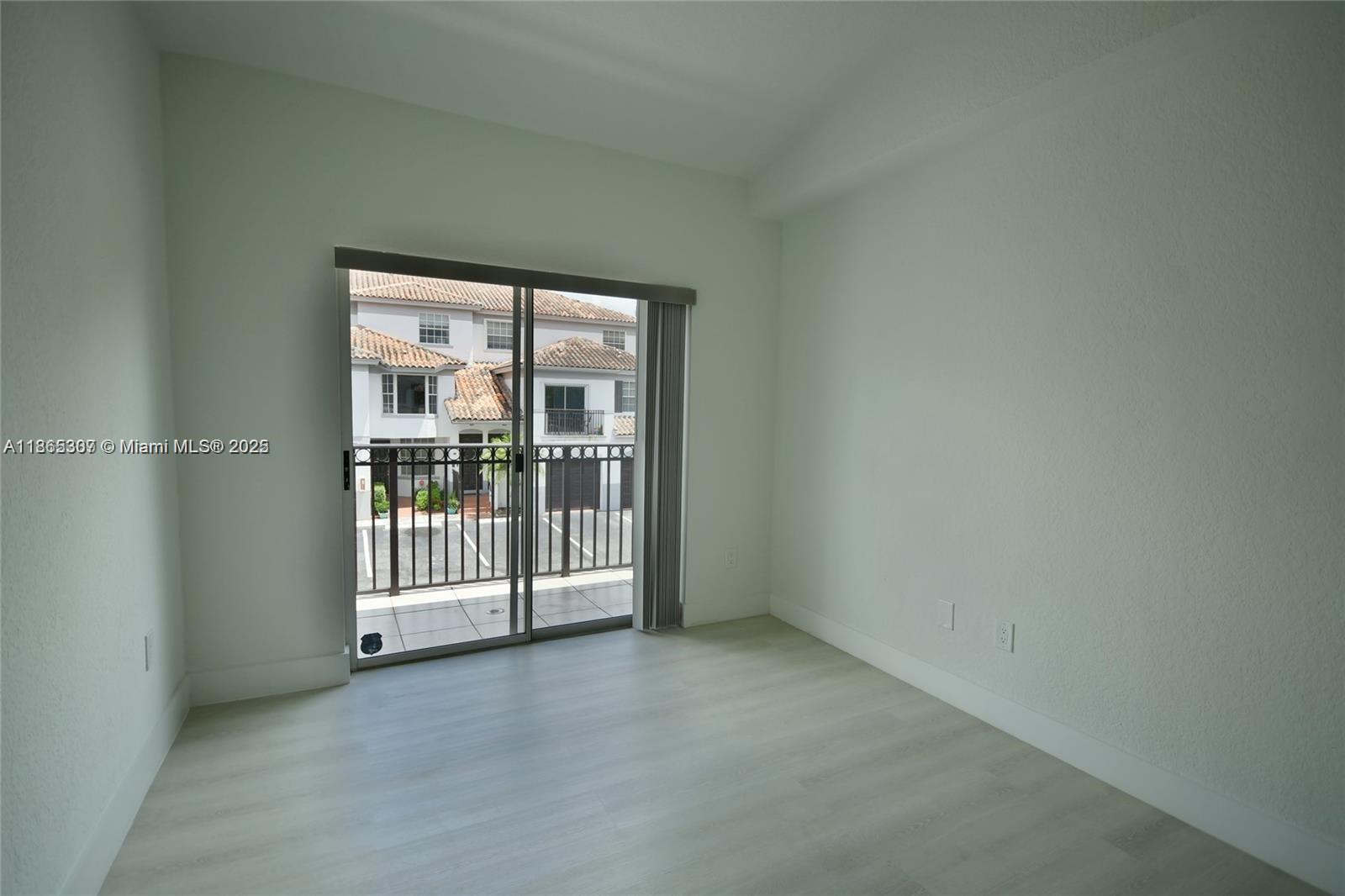 781 SW 148th Ave # 1503