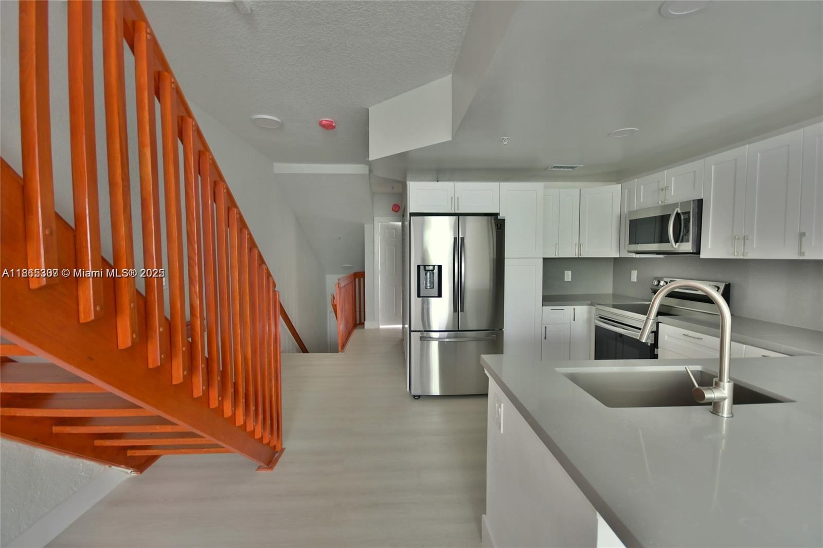 781 SW 148th Ave # 1503