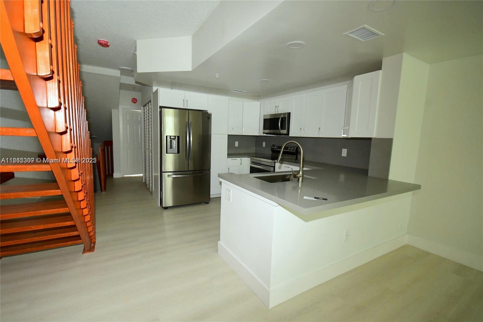 781 SW 148th Ave # 1503