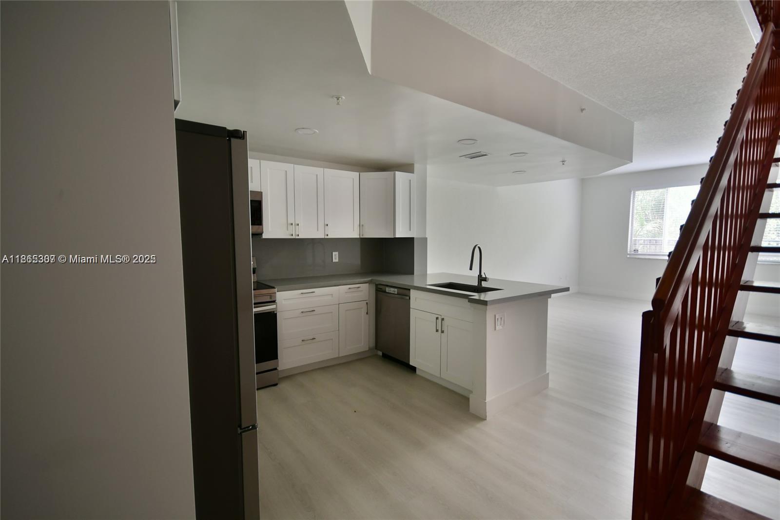 781 SW 148th Ave # 1503