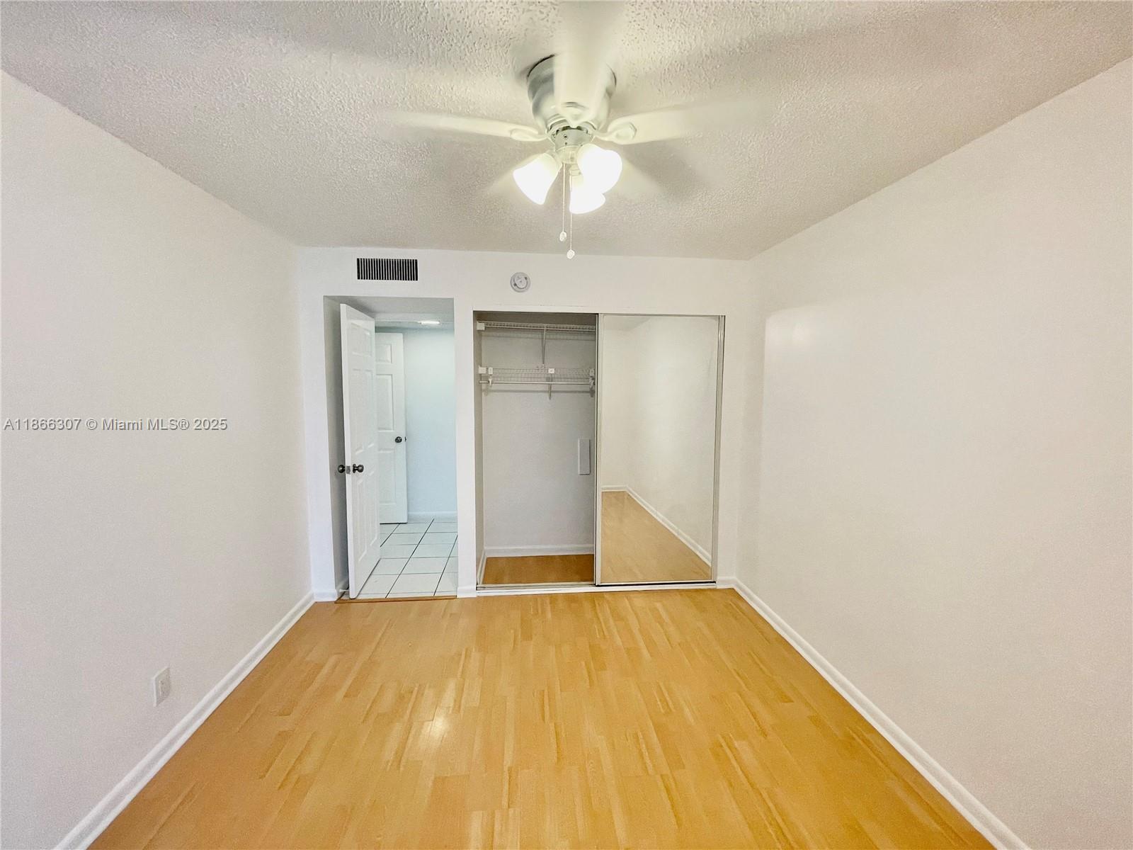 2320 S Cypress Bend Dr # 305