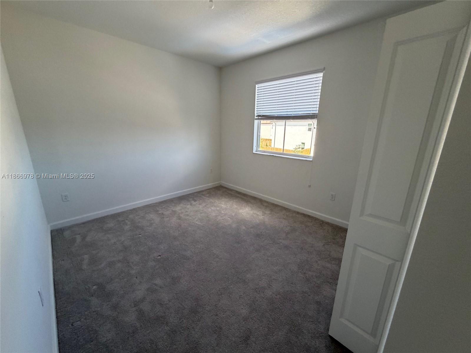 2464 SE 24 AVE # 2464